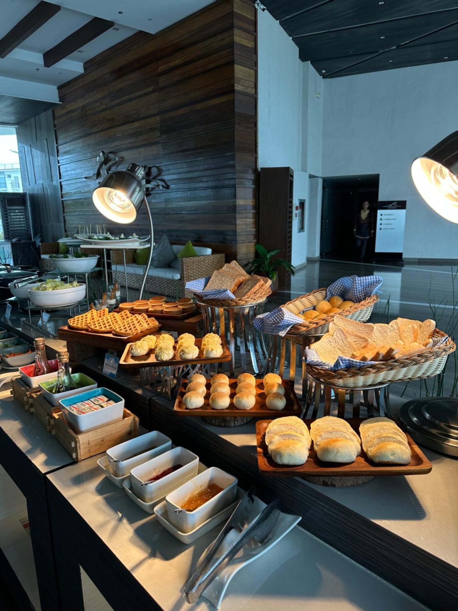 מקטאן Arterra Seaview Resort מראה חיצוני תמונה